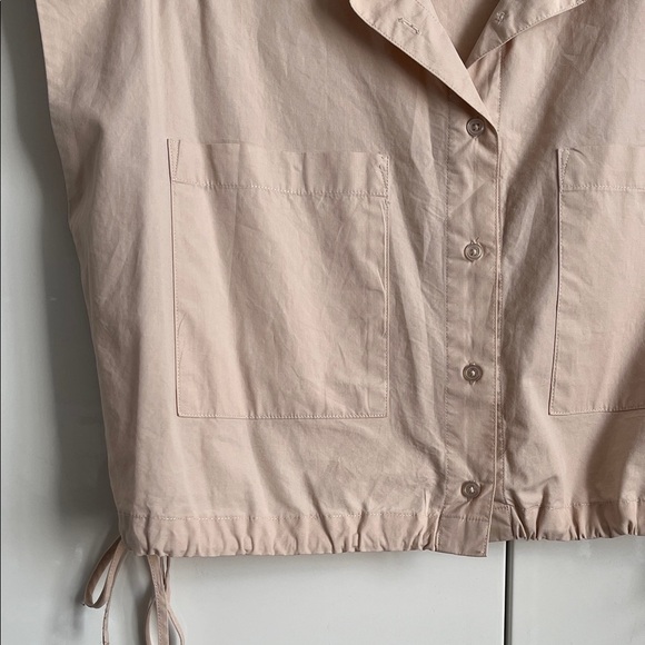 Dynamite Beige Cropped Button-Down Women's Shirt Drawstring Waist, Size M - Picture 3 of 8